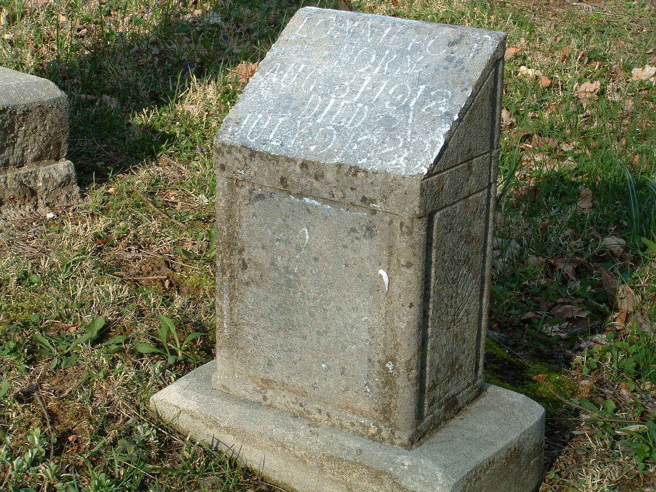 Lucas Cemetery Photos